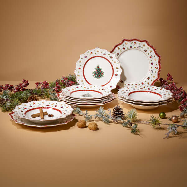 Toy's Delight Dinnerware set / 12 Pieces